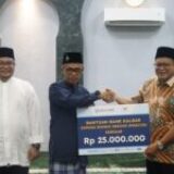 CSR Bank Kalbar Dukung Peningkatan Fasilitas Masjid di Singkawang