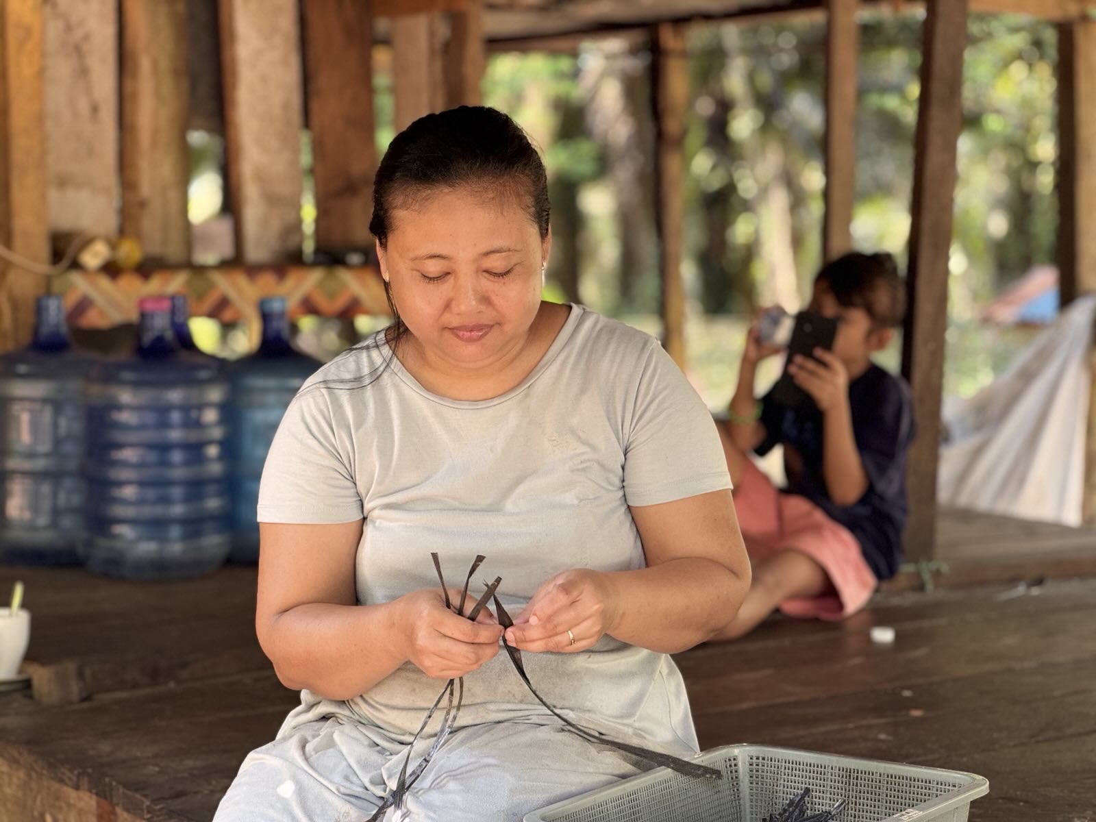 Ana Susilowati (38), mantan buruh lepas di PT Rezeki Kencana Prima (RKP). (Foto: Anty)